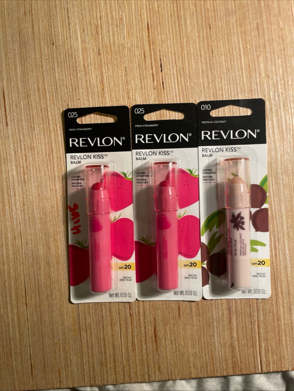 Revlon Kiss Balm Trio – Bright Pink strawberry & Pale Nude coconut Qty 3